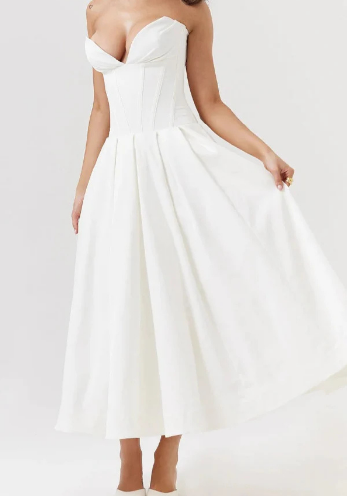 Women's Strapless Midi Dress with Sweetheart Neckline, Pleated Skirt in White