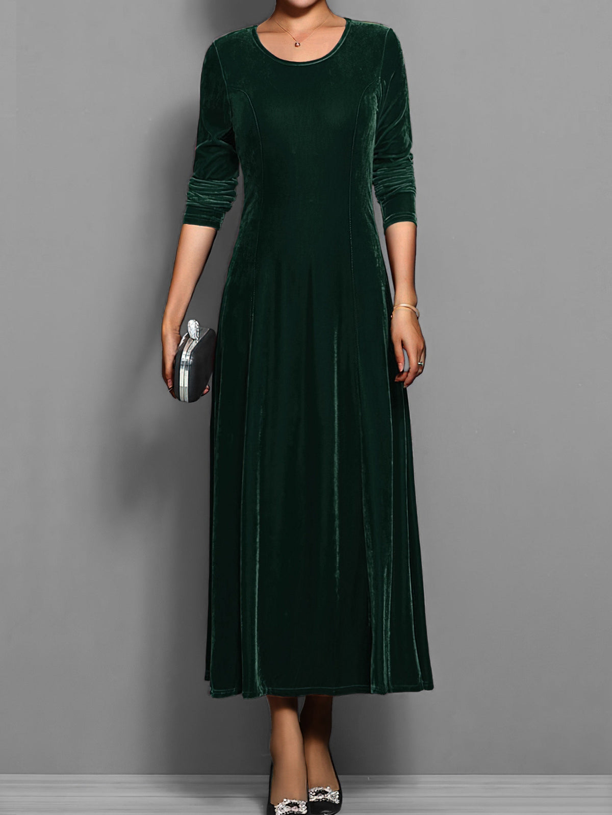 Women's Flared Maxi Dress with Round Neck and Gathered Sleeves in Green