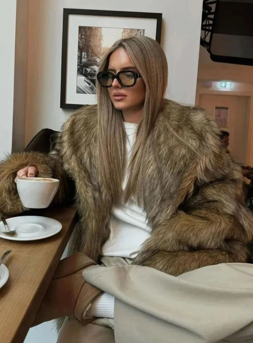 Women’s Brown Faux Fur Long-Sleeve Winter Coat Relaxed Fit 1