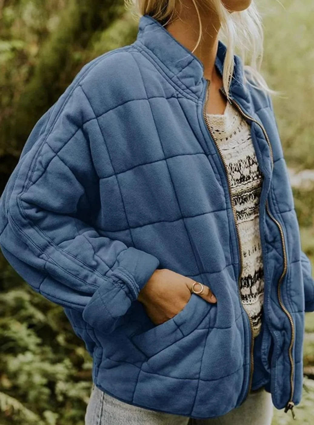 Women’s Slim-Fit Quilted Jacket with Stand Collar 2