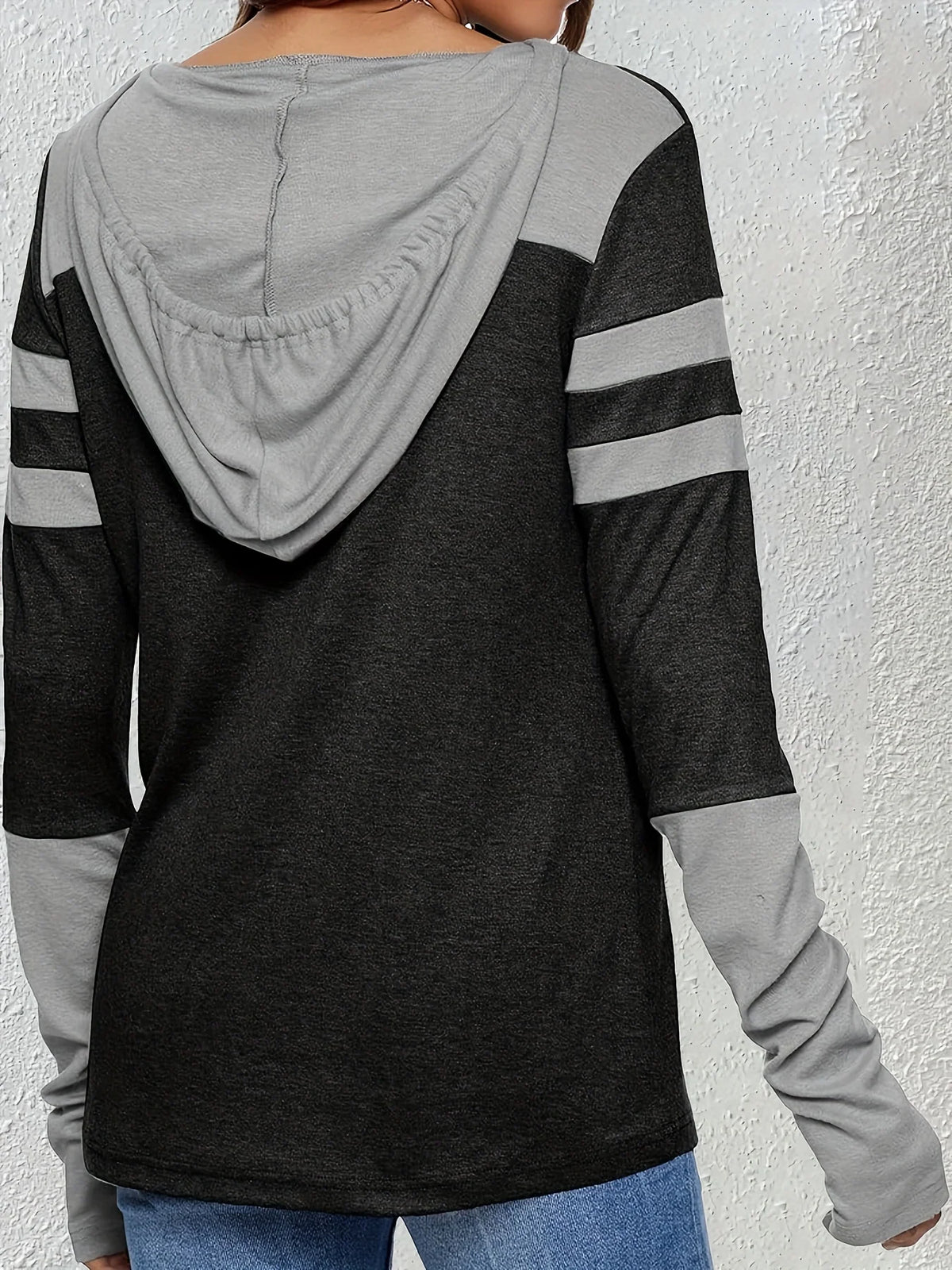 Women’s Two-Tone Hoodie Relaxed Fit with Drawstring and Pockets 2