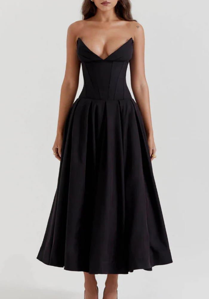 Women's Strapless Midi Dress with Sweetheart Neckline, Pleated Skirt in Black