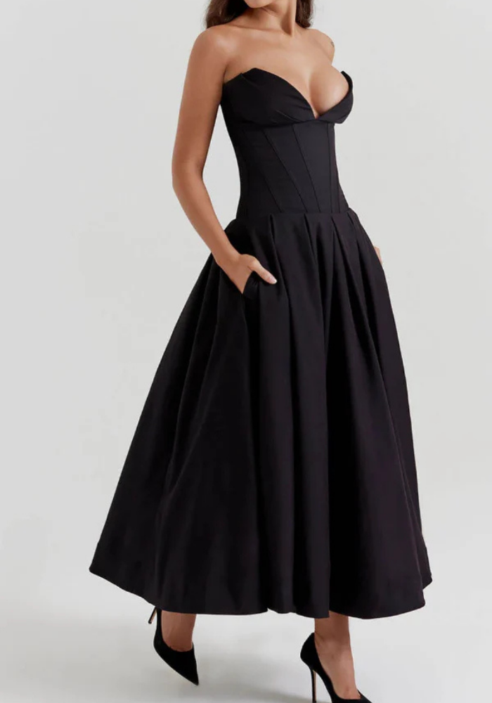 Women's Strapless Midi Dress with Sweetheart Neckline, Pleated Skirt in Black