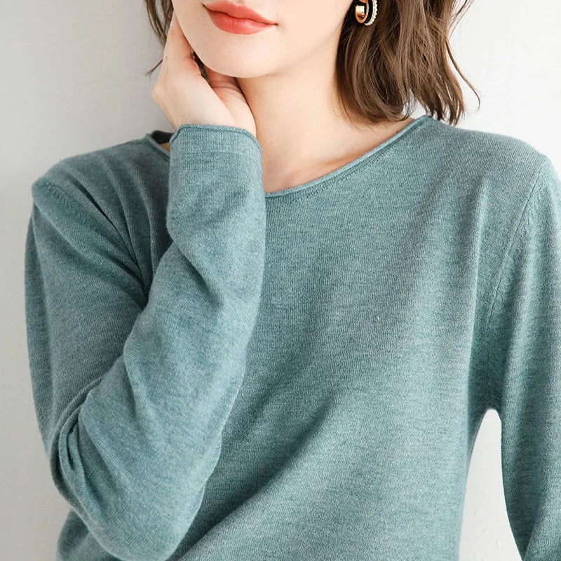 Women's Jumper with Wide Round Neckline and Rolled Edge in Green