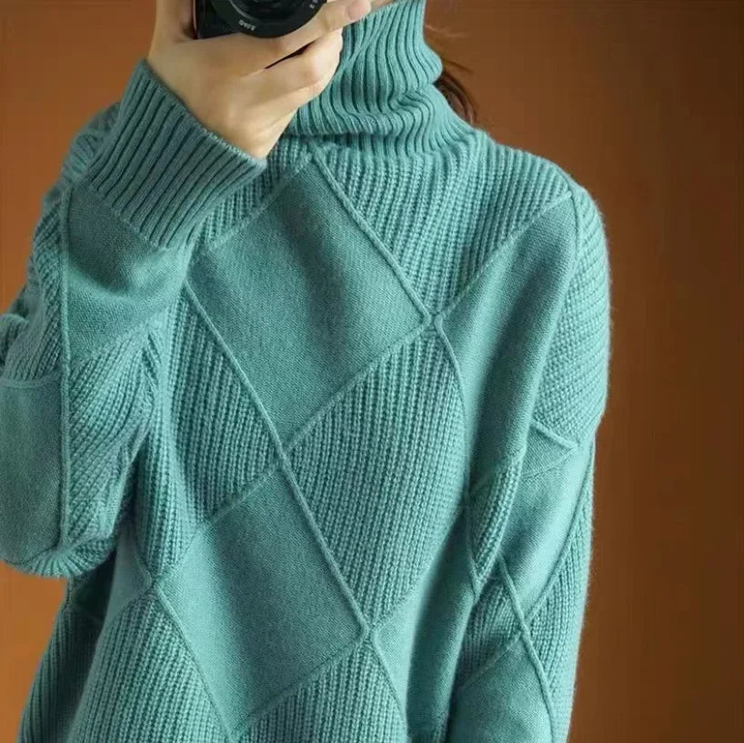 Women's Roll-Neck Jumper with Geometric Diamond Pattern in Green