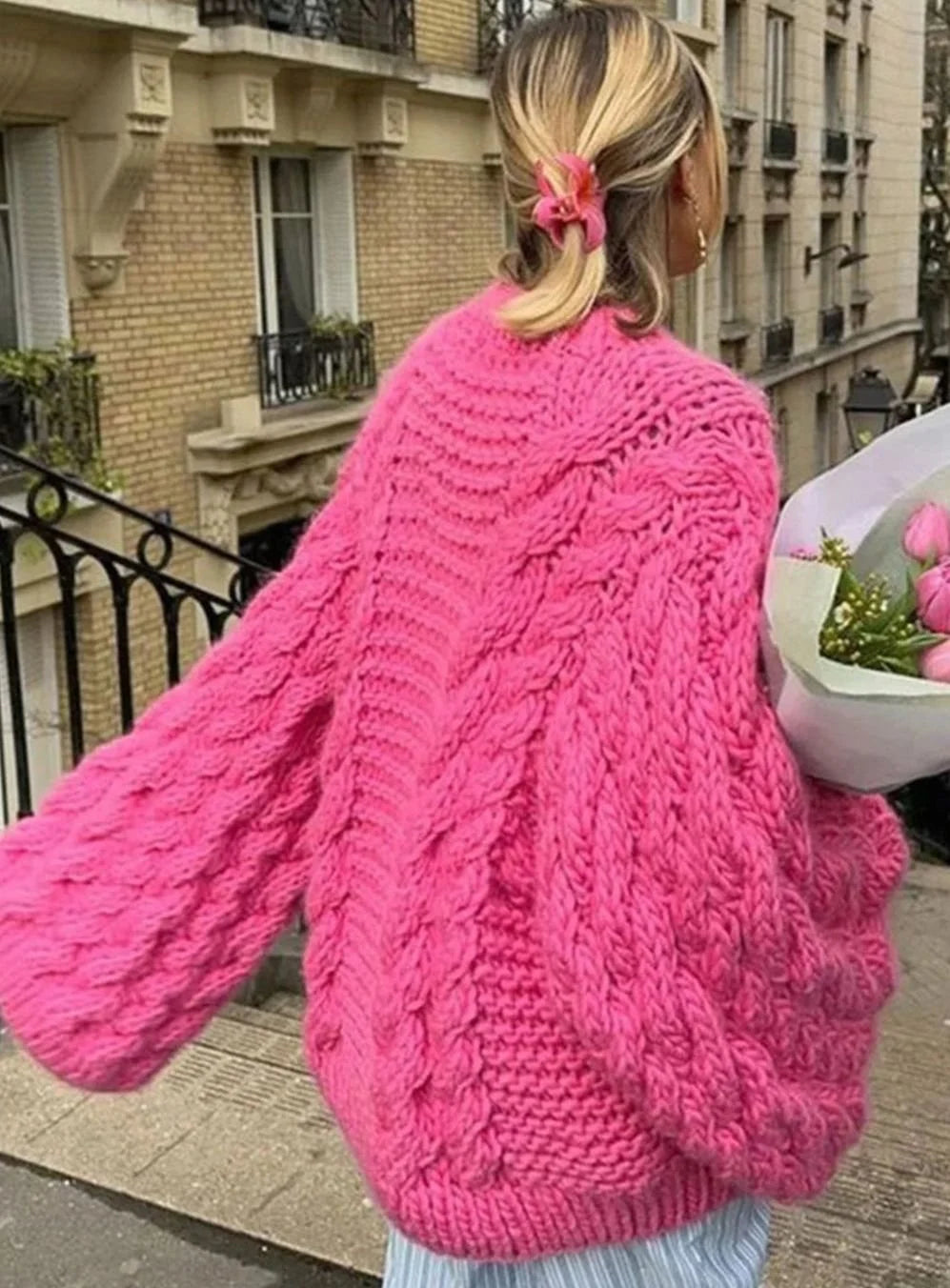 Women’s Oversized Cable-Knit Crewneck Sweater Chunky Texture 3