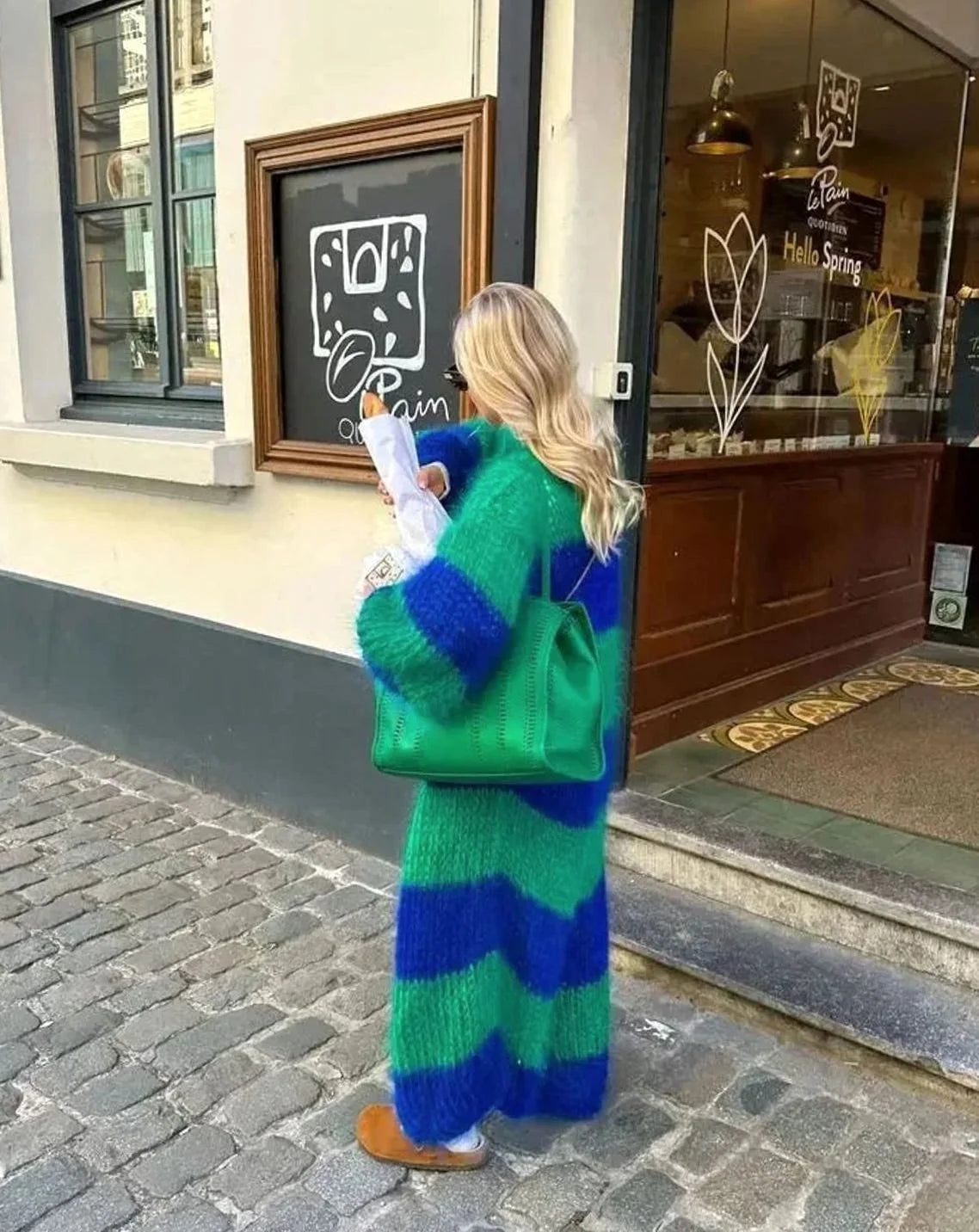 Women’s Oversized Long Cardigan with Bold Striped Pattern 5