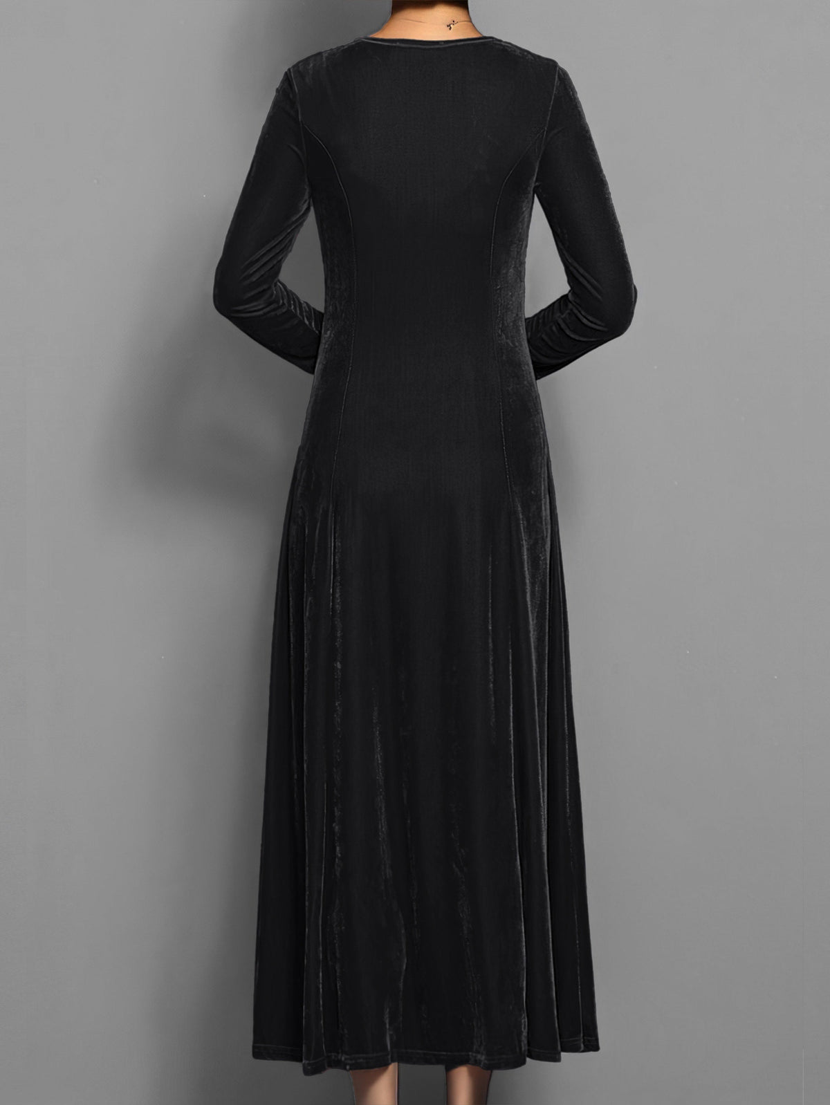 Women's Flared Maxi Dress with Round Neck and Gathered Sleeves in Black