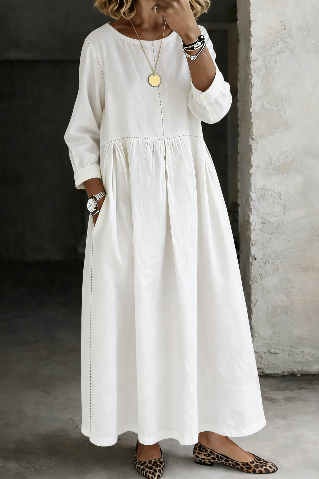 Women's Maxi Dress with Round Neck and Gathered Skirt in White