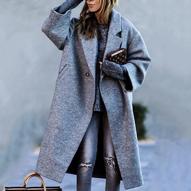 Women's Oversized Coat with Lapels and Button Fastening in Grey